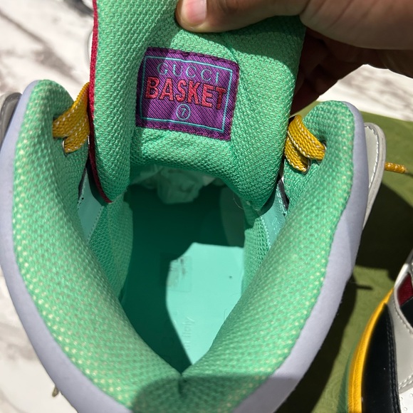 Pre Owned
Come with Box - Picture 6 of 10